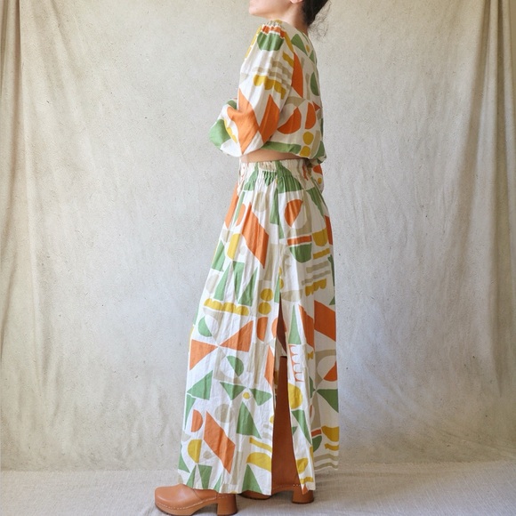 Linen Blend Boho Abstract Print Maxi Skirt and Long Sleeve Crop Top Set - Picture 3 of 5